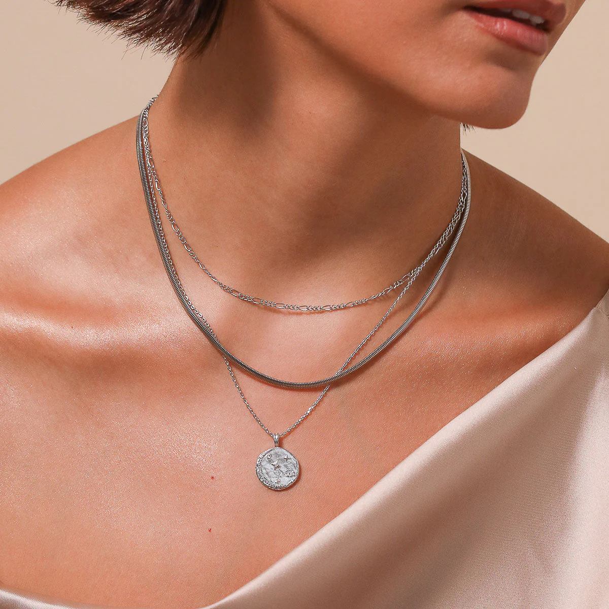 Cancer Zodiac Pendant Necklace in Silver - Image 4